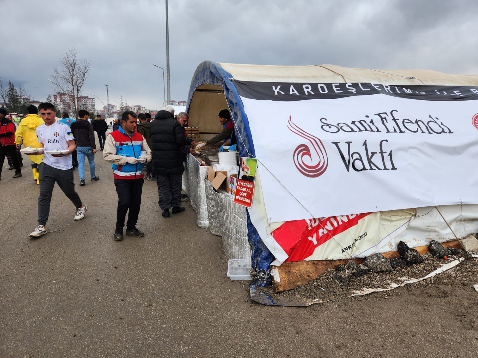 6 Şubat Depremleri Sonrası Yaraları Birlikte Sardık 6 Şubat Depremleri Sonrası Yaraları Birlikte Sardık